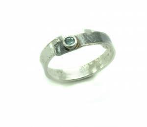 Topaz Rollered Oxidised Ring
