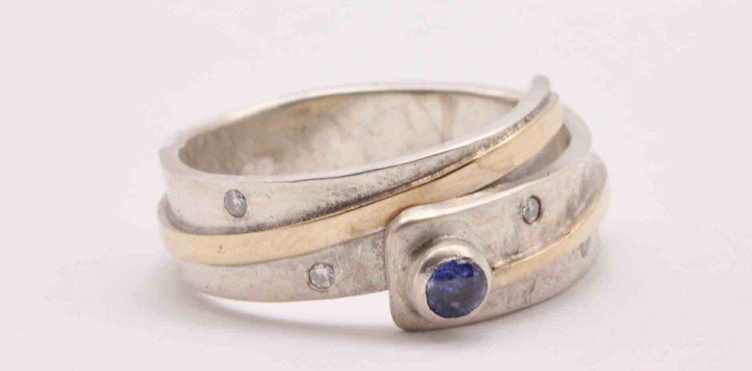 How To Commission A Piece Of Jewellery