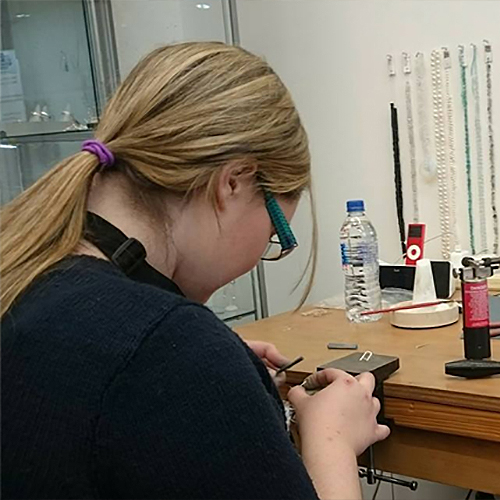 Bespoke/One-To-One - Jewellery Making Class