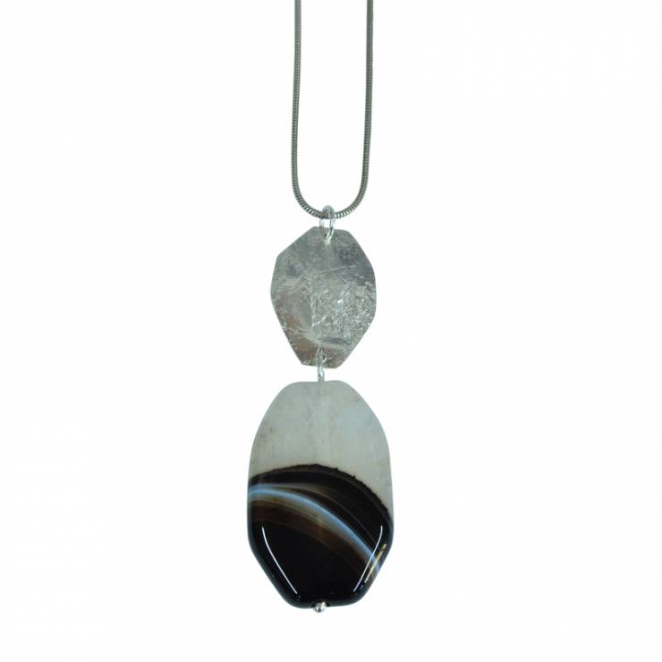 rollered hex agate pendant