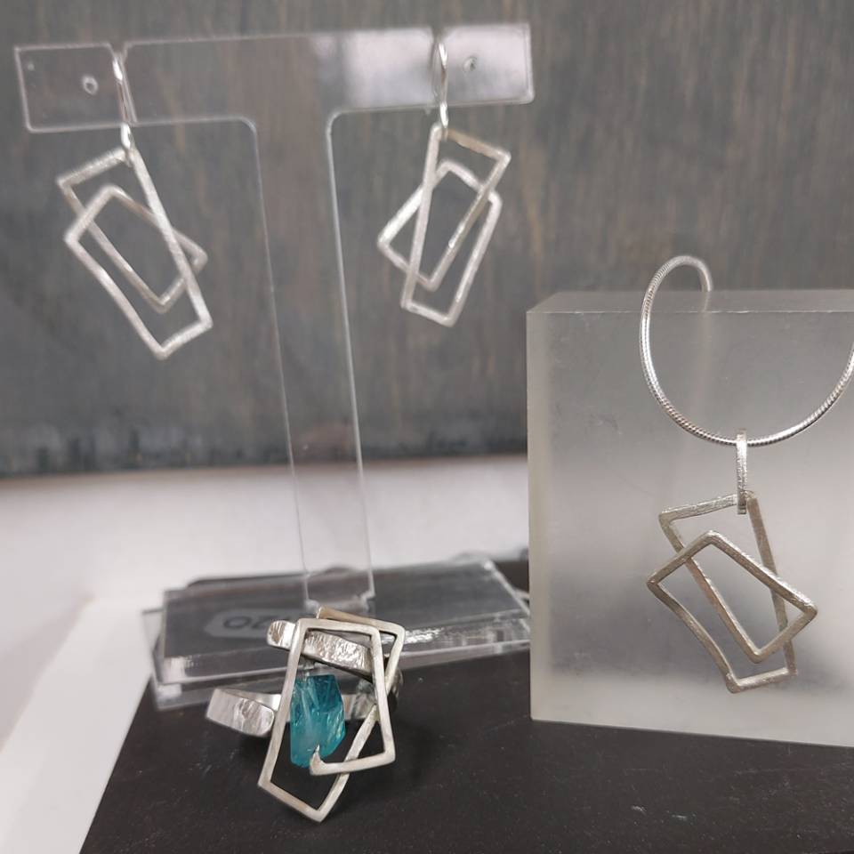 small component pendant earrings and small component apatite ring