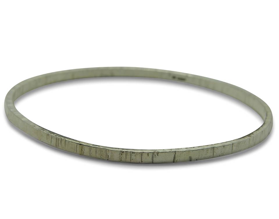 Rectangle wire textured oval bangle -web