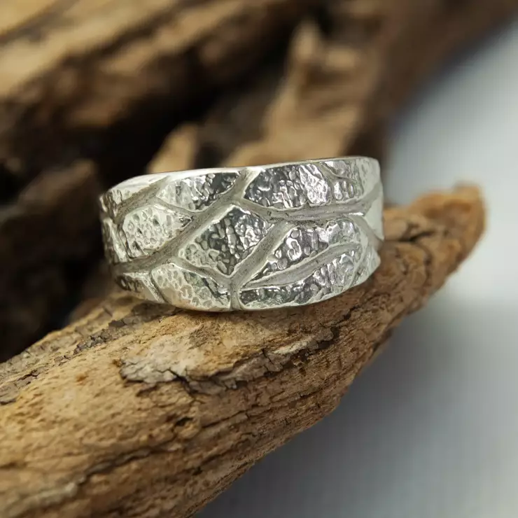 silver tree bark texture signet wedding ring