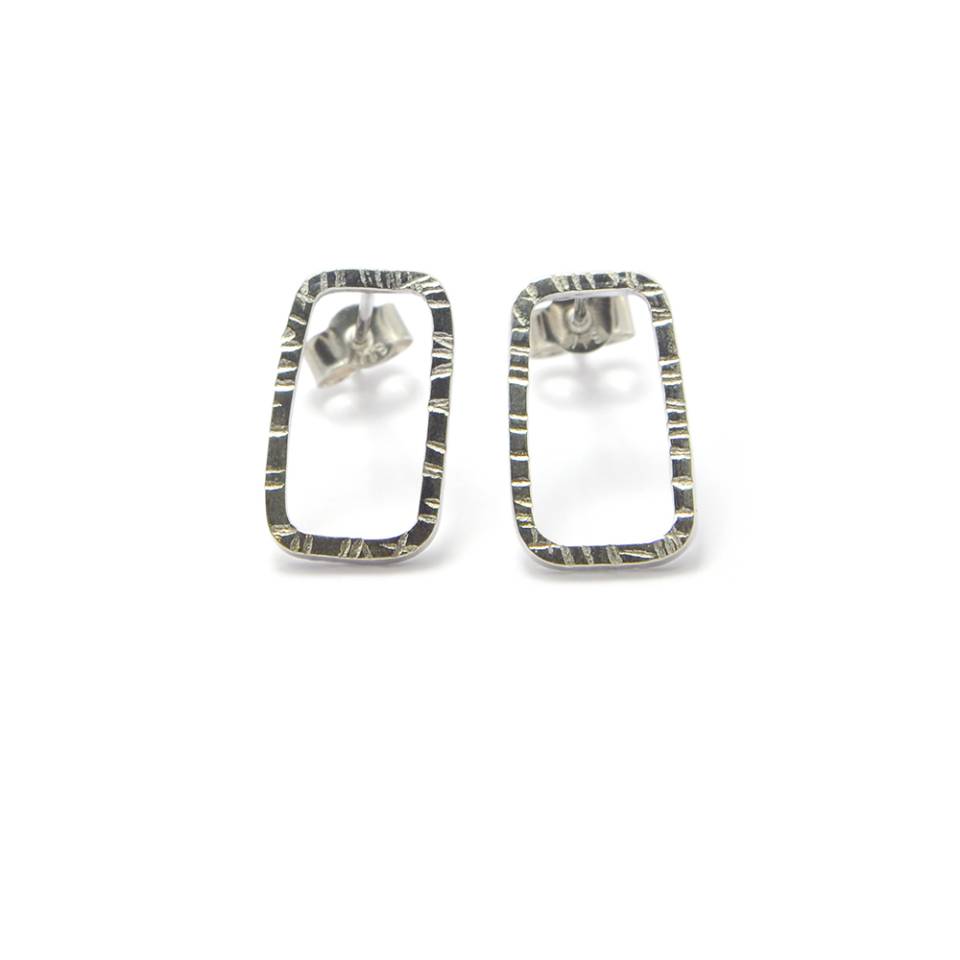 rectangle textured wire stud earrings