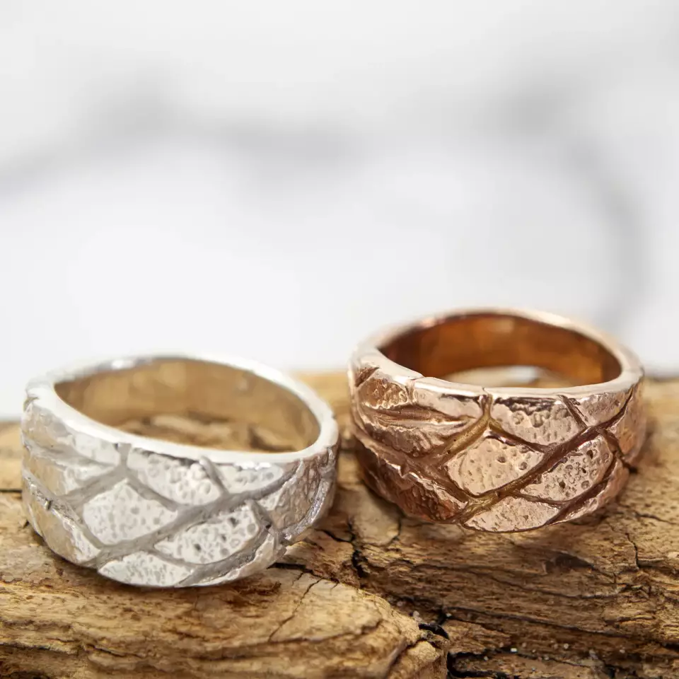 tree bark textured signet rings